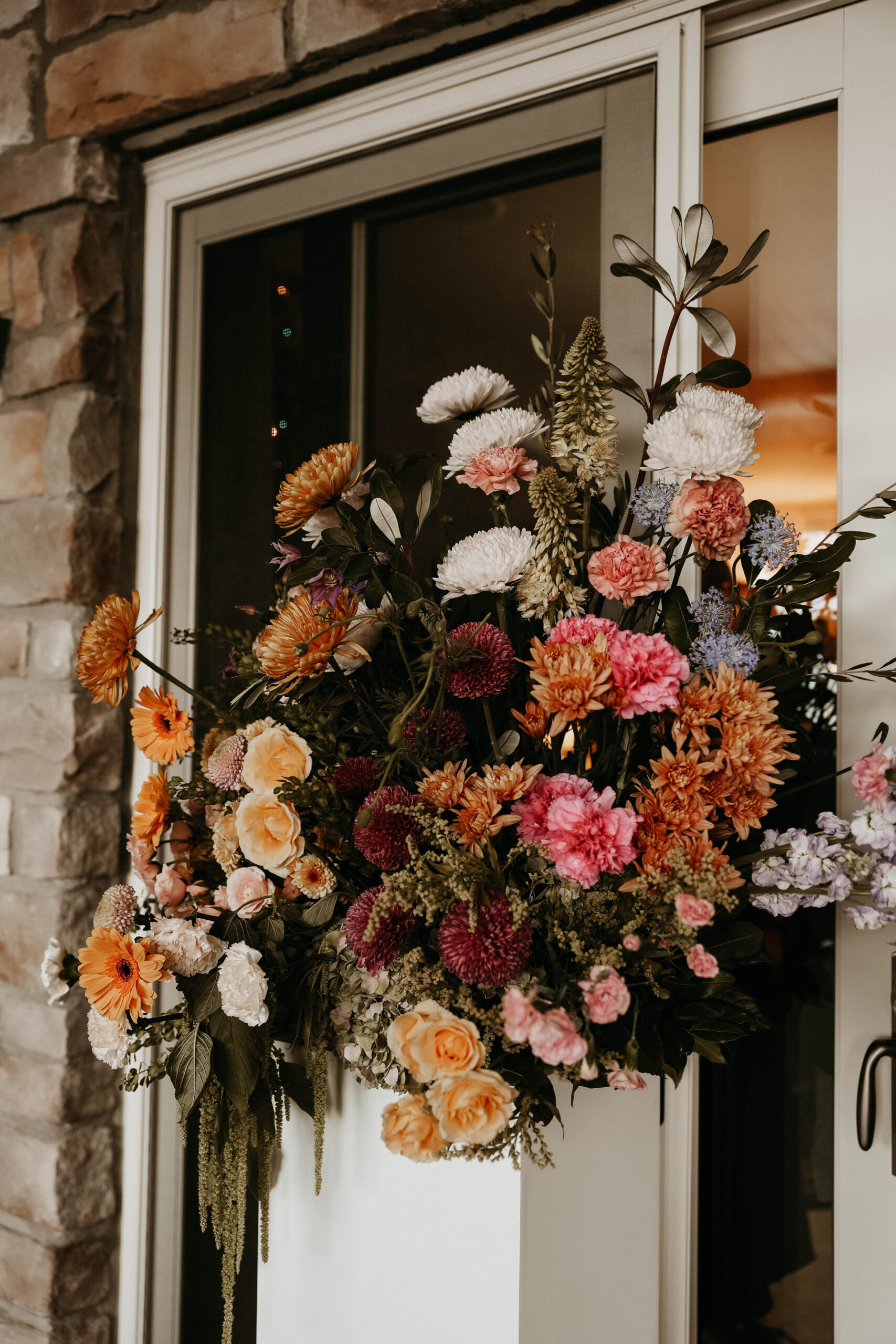 beautiful and vibrant Colorado micro wedding flowers