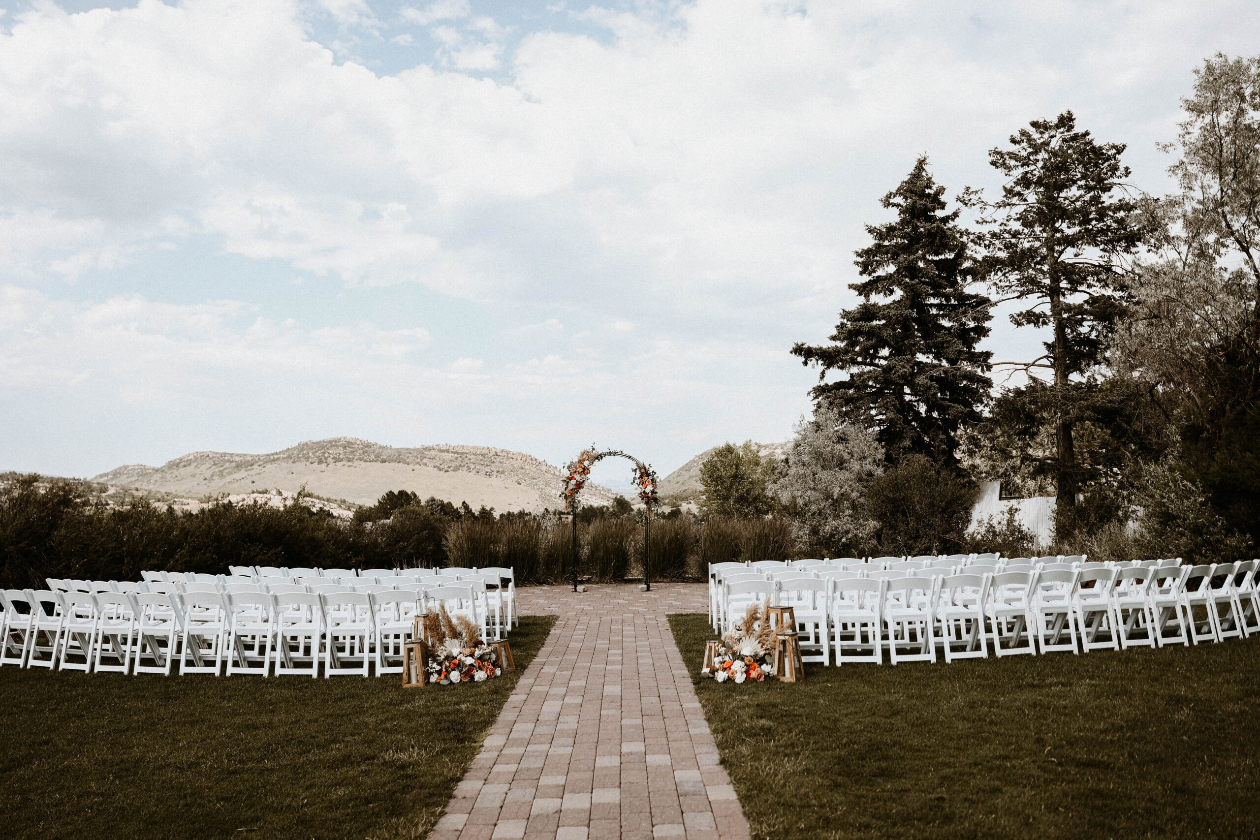 manor house wedding ceremony 