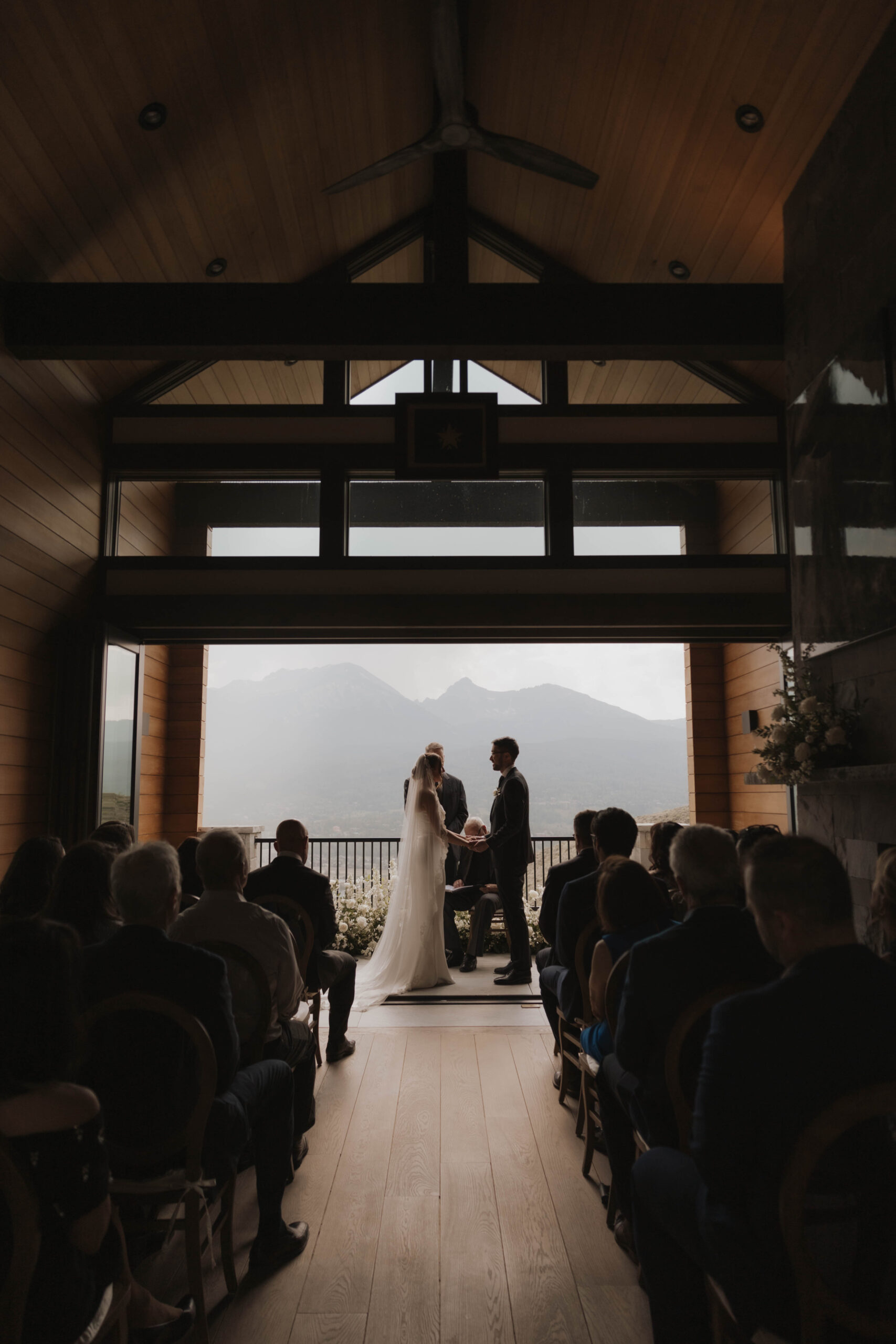 a Colorado micro weddings ceremony