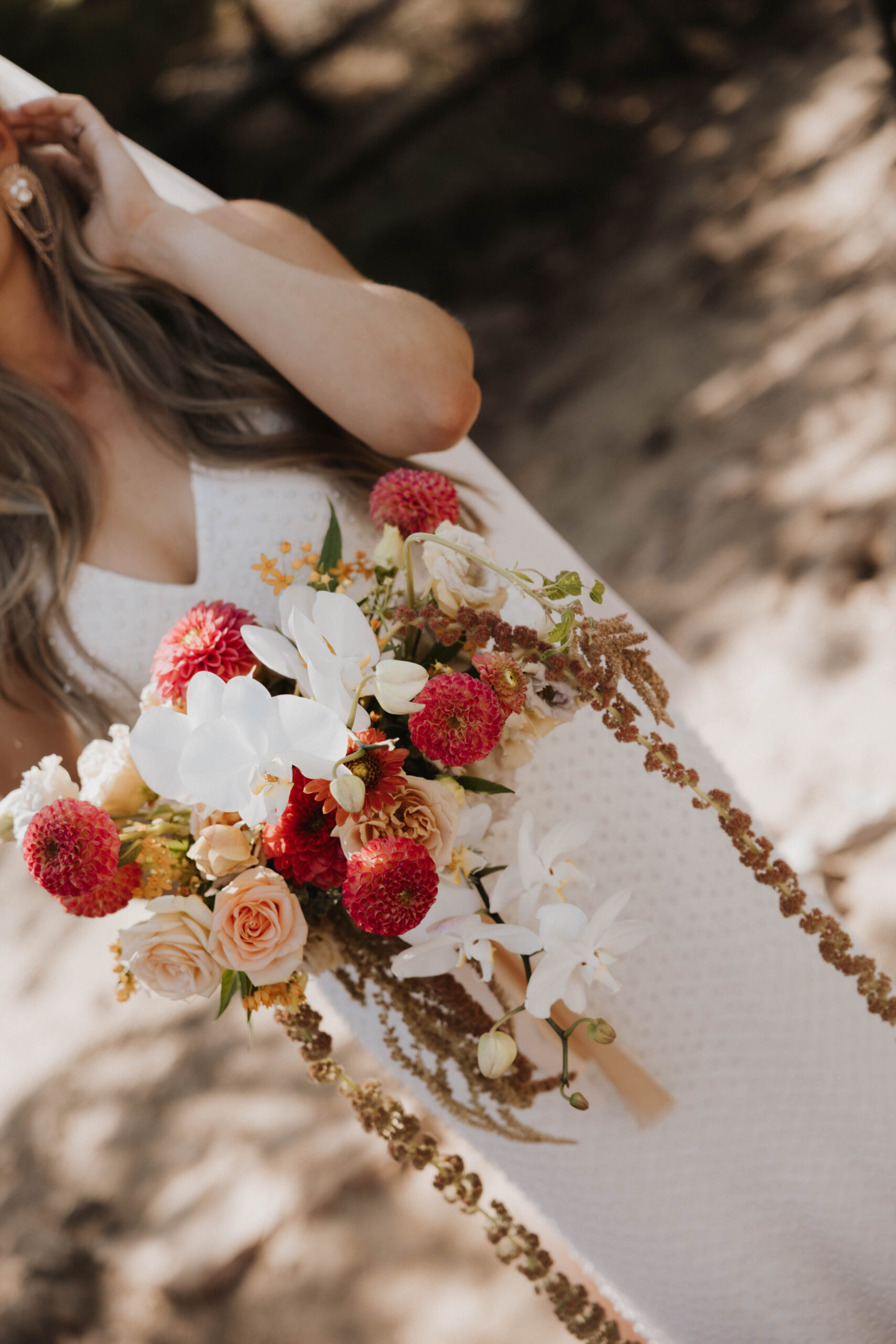 bride's wedding flowers 