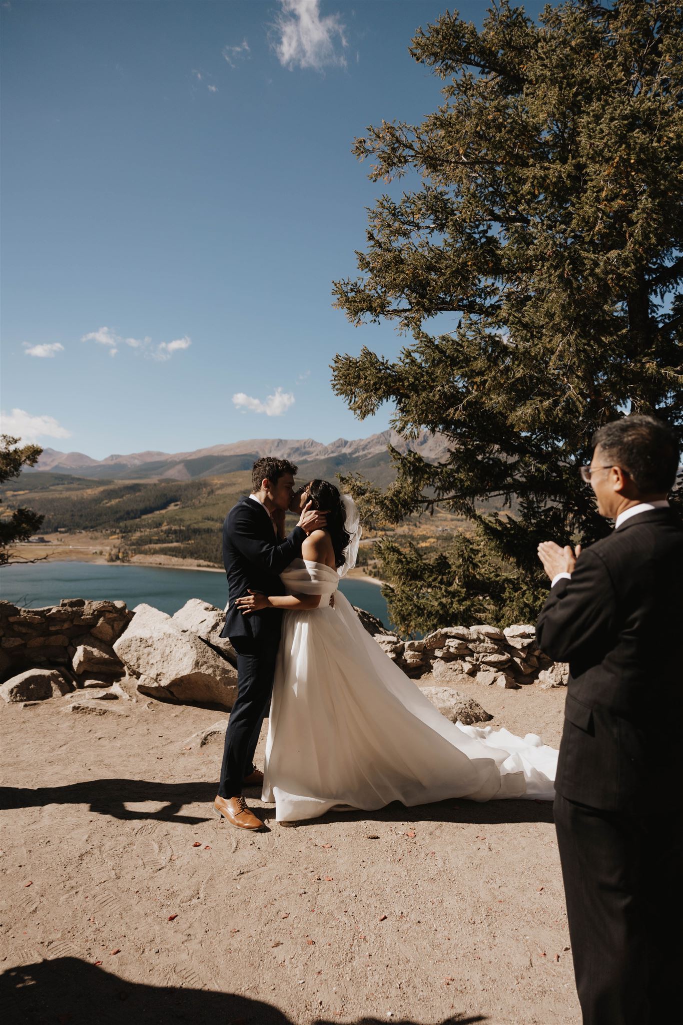 bride and groom kissing at Sapphire Point Elopement ceremony 