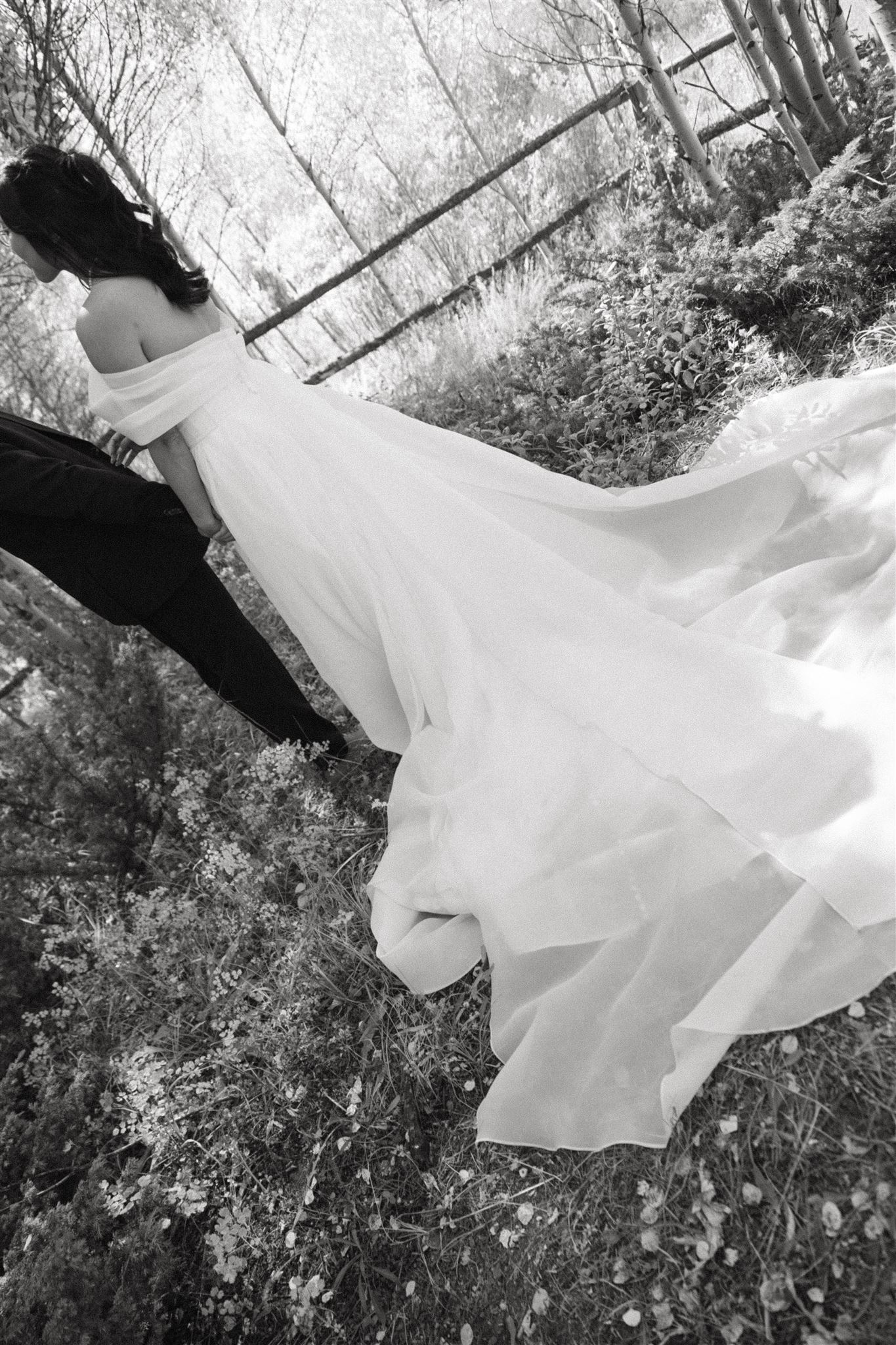 the back of the bride's dress 