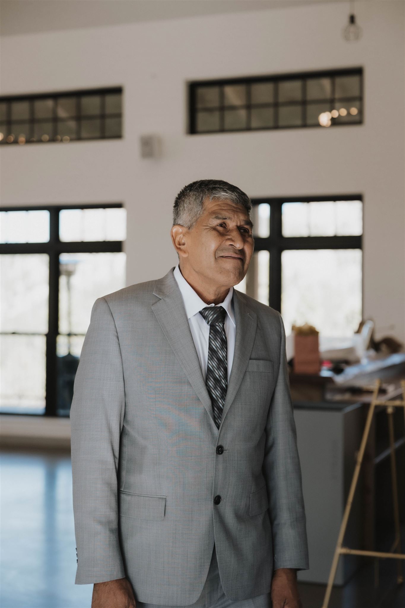 bride's father waiting to see her for the first time 