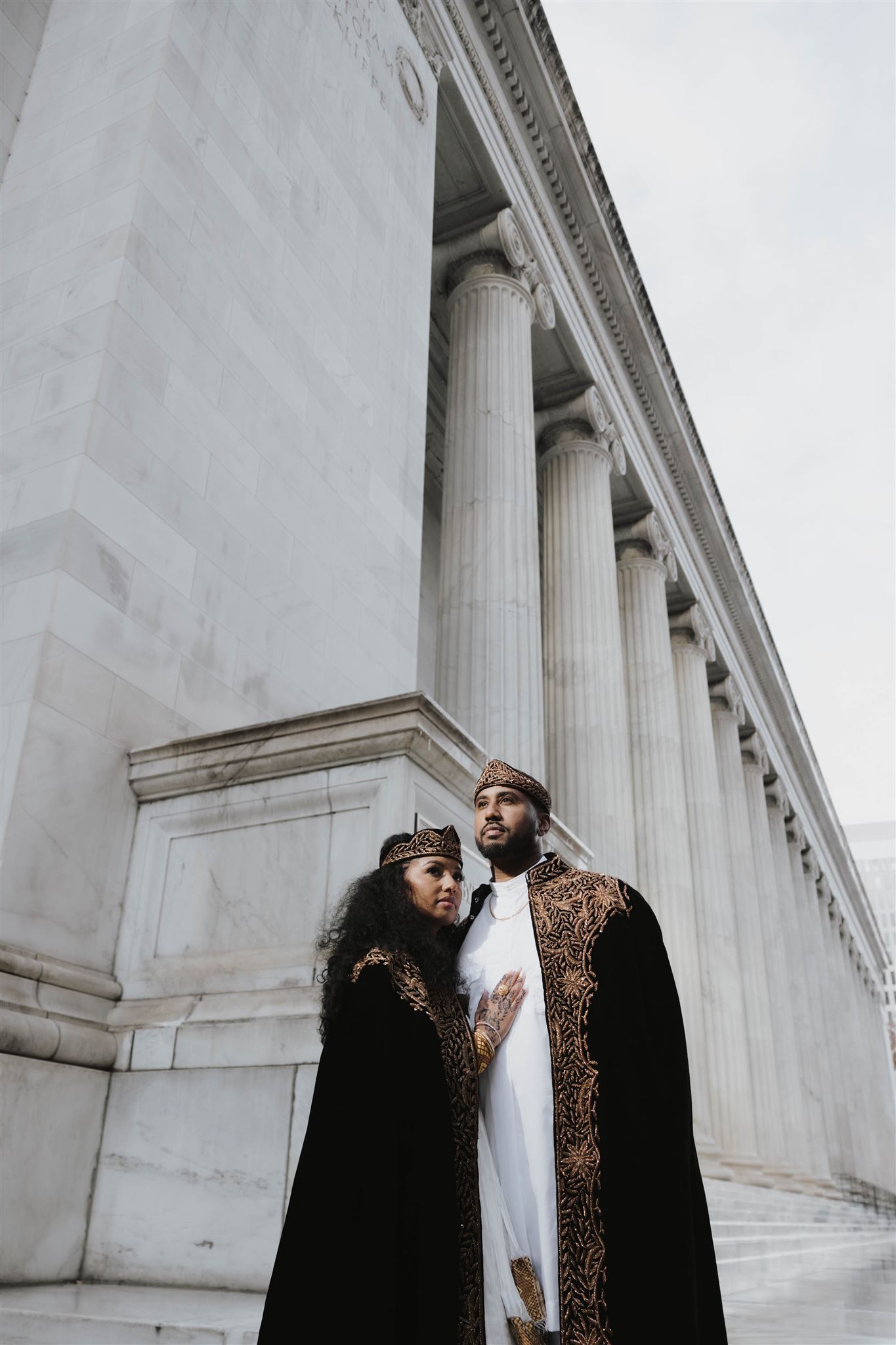 unique engagement photos at the Denver courthouse