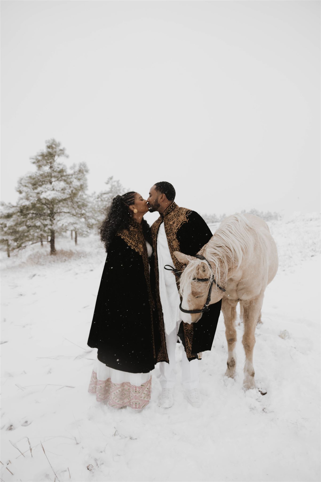 unique engagement photos outside in Colorado